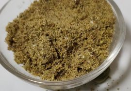 #Shorts 27:ஏலக்காயை மிகப் பொடியாக வாசனையாக இருக்கும்படி  பொடிப்பது எப்படி – Mallika Badrinath Tips