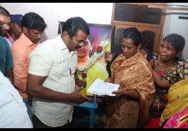 ?நேரலை: 17-08-2022 கள்ளக்குறிச்சி – சின்ன சேலம் மாணவியின் குடும்பத்தினருக்கு சீமான் நேரில் ஆறுதல்